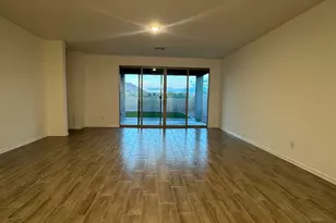 25393 N 75th Ln, Peoria, AZ 85383 - Photo 8