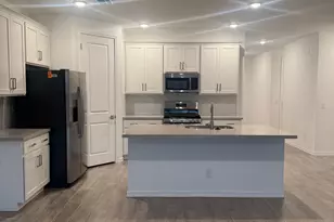 25393 N 75th Ln, Peoria, AZ 85383 - Photo 4