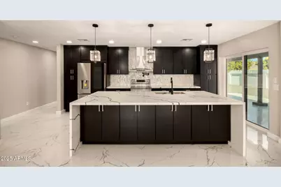 106 E El Camino Drive, Phoenix, AZ 85020 - Photo 12