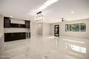 106 E El Camino Dr, Phoenix, AZ 85020 - Photo 8