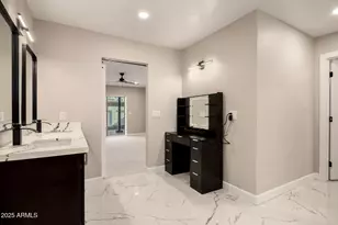 106 E El Camino Dr, Phoenix, AZ 85020 - Photo 20