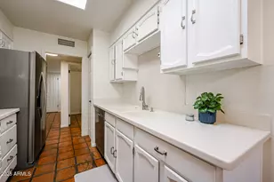 6249 N 78th St, Scottsdale, AZ 85250 - Photo 6