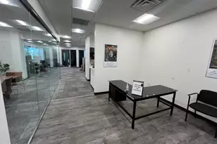 637 S 48th St, Tempe, AZ 85281 - Photo 1