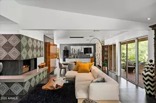 6417 N 52nd Pl, Paradise Valley, AZ 85253 - Photo 10