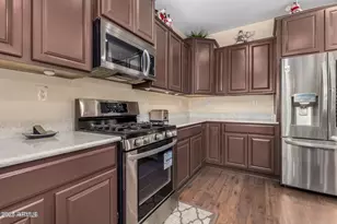 10763 W Cottontail Ln, Peoria, AZ 85383 - Photo 8