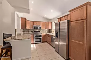 5640 E Bell Rd, Scottsdale, AZ 85254 - Photo 10