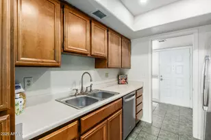 925 E Villa Maria Dr, Phoenix, AZ 85022 - Photo 8