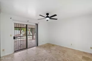 5520 N 77th Pl, Scottsdale, AZ 85250 - Photo 14