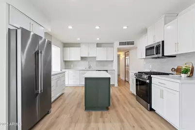 7827 E Moreland Street, Scottsdale, AZ 85257 - Photo 10