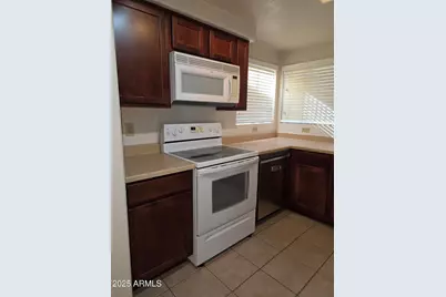 750 E Northern Avenue #1052, Phoenix, AZ 85020 - Photo 6