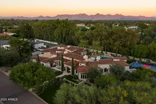 8601 N 59th Pl, Paradise Valley, AZ 85253 - Photo 2