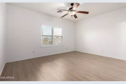 1126 E Pedro Road, Phoenix, AZ 85042 - Photo 12