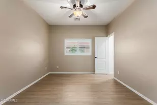 1126 E Pedro Rd, Phoenix, AZ 85042 - Photo 18