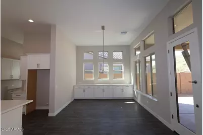 32468 N 135th Drive, Peoria, AZ 85383 - Photo 4