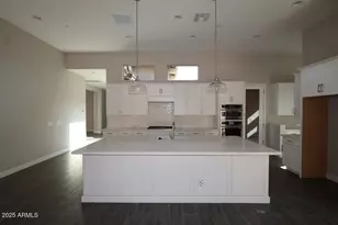 32468 N 135th Dr, Peoria, AZ 85383 - Photo 2