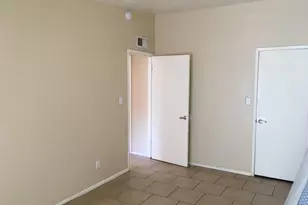 7106 N 68th Ave, Glendale, AZ 85303 - Photo 20