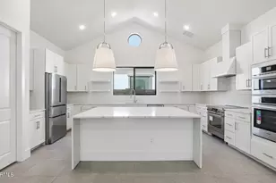 668 E Greenback Dr, San Tan Valley, AZ 85140 - Photo 2