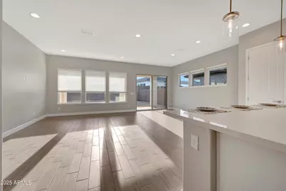 5613 N 193rd Avenue, Litchfield Park, AZ 85340 - Photo 2