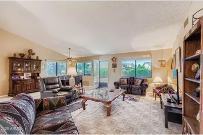 9619 W Taro Lane, Peoria, AZ 85382 - Photo 8