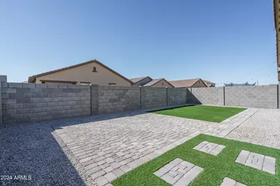 17945 W Monte Lindo Lane, Surprise, AZ 85387 - Photo 14