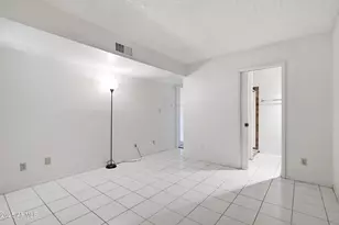 1831 E Kirkland Ln, Tempe, AZ 85281 - Photo 14