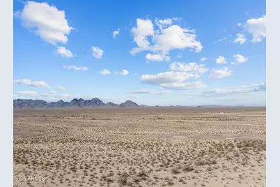 39003 Avenue 41 East -- E #-, Salome, AZ 85348 - Photo 30