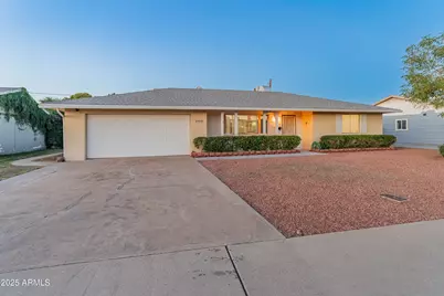 4218 W Lawrence Lane, Phoenix, AZ 85051 - Photo 48