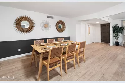 4218 W Lawrence Lane, Phoenix, AZ 85051 - Photo 12