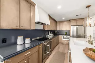 3423 E Beryl Ln, Phoenix, AZ 85028 - Photo 14