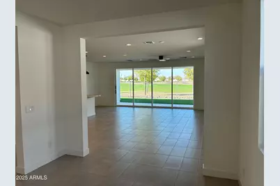 17778 W Crawfordsville Drive, Surprise, AZ 85388 - Photo 8