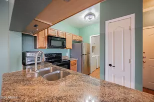 16013 S Desert Foothills Pkwy, Phoenix, AZ 85048 - Photo 10