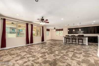 18199 W Mackenzie Drive, Goodyear, AZ 85395 - Photo 4