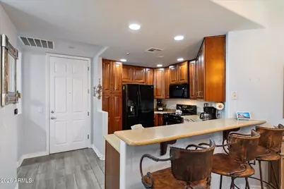 5450 E Deer Valley Drive #2008, Phoenix, AZ 85054 - Photo 8