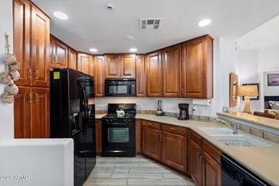 5450 E Deer Valley Drive #2008, Phoenix, AZ 85054 - Photo 4