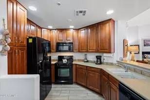 5450 E Deer Valley Dr, Phoenix, AZ 85054 - Photo 4