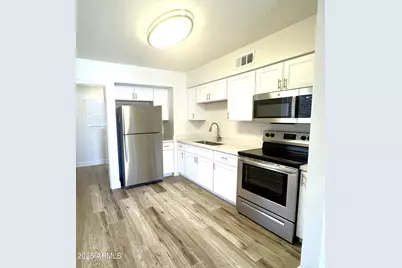 738 W Pepper Place, Mesa, AZ 85201 - Photo 4