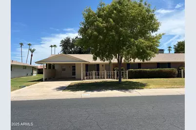 10120 W Kingswood Circle, Sun City, AZ 85351 - Photo 1