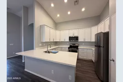 18123 N Madison Road, Maricopa, AZ 85139 - Photo 2