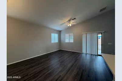 18123 N Madison Road, Maricopa, AZ 85139 - Photo 12