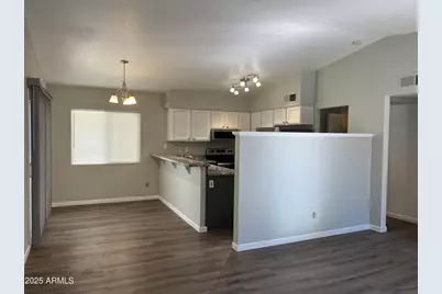 3320 S Parkside Drive, Tempe, AZ 85282 - Photo 2