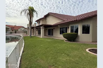 2088 N Lake Shore Drive, Casa Grande, AZ 85122 - Photo 2