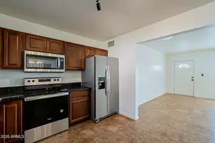 481 N Sunset Dr, Chandler, AZ 85225 - Photo 12