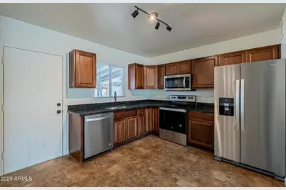 481 N Sunset Drive, Chandler, AZ 85225 - Photo 10