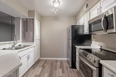 2025 E Campbell Avenue #129, Phoenix, AZ 85016 - Photo 14