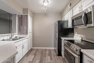 2025 E Campbell Ave, Phoenix, AZ 85016 - Photo 14