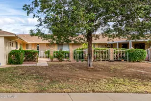 10304 W Kingswood Cir, Sun City, AZ 85351 - Photo 6