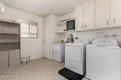 10304 W Kingswood Circle, Sun City, AZ 85351 - Photo 32