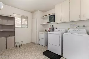 10304 W Kingswood Cir, Sun City, AZ 85351 - Photo 32