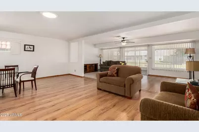 10304 W Kingswood Circle, Sun City, AZ 85351 - Photo 10