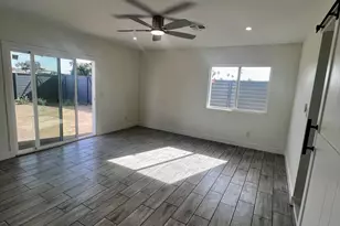 8001 N 28th Ave, Phoenix, AZ 85051 - Photo 12